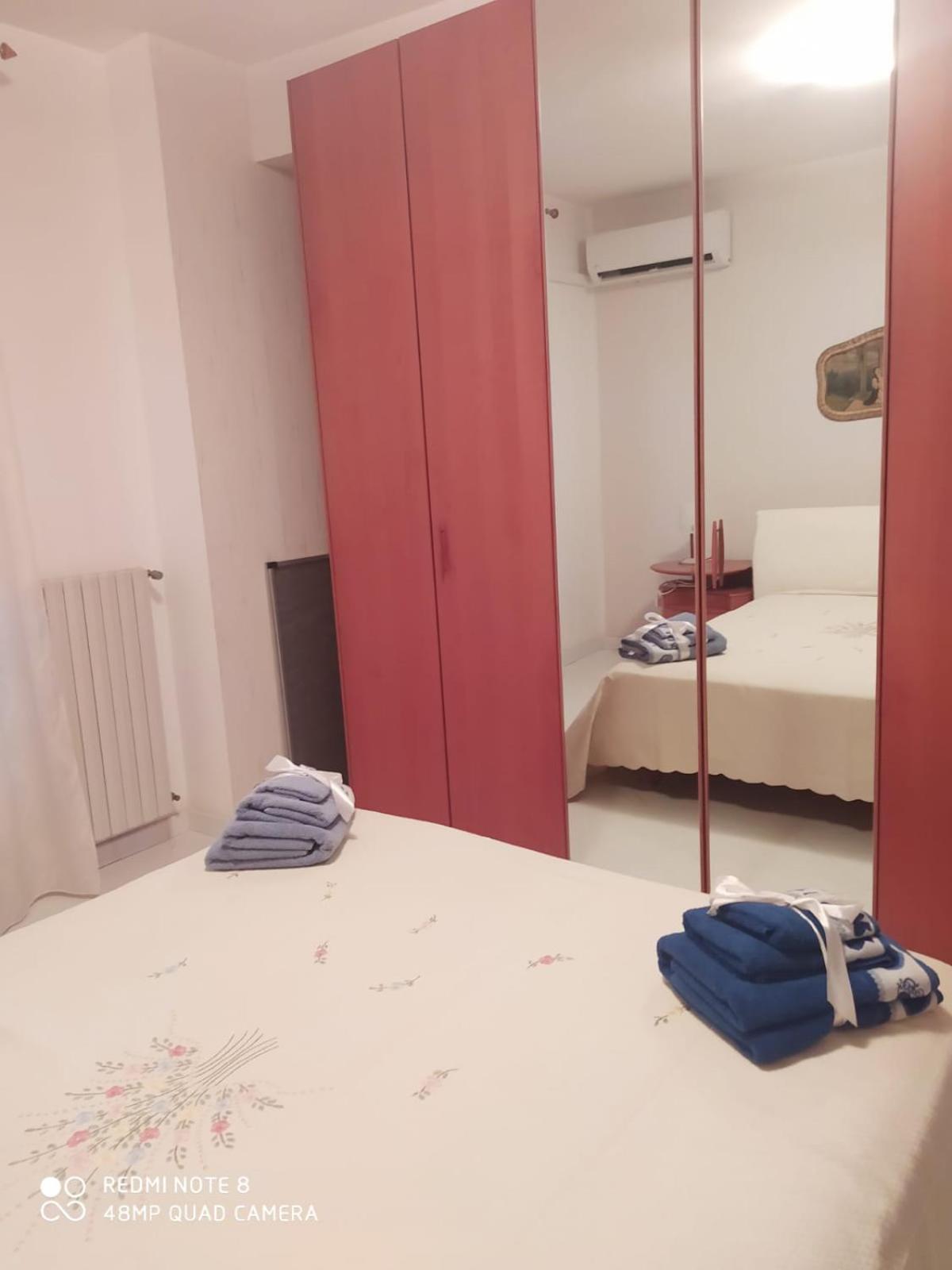 Casa Cristina Appartement Comiso Kamer foto
